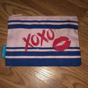 Makeup bag